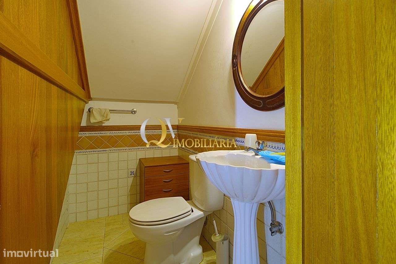 Excelente Moradia V4 para venda sita nos Jardins da Parede-7