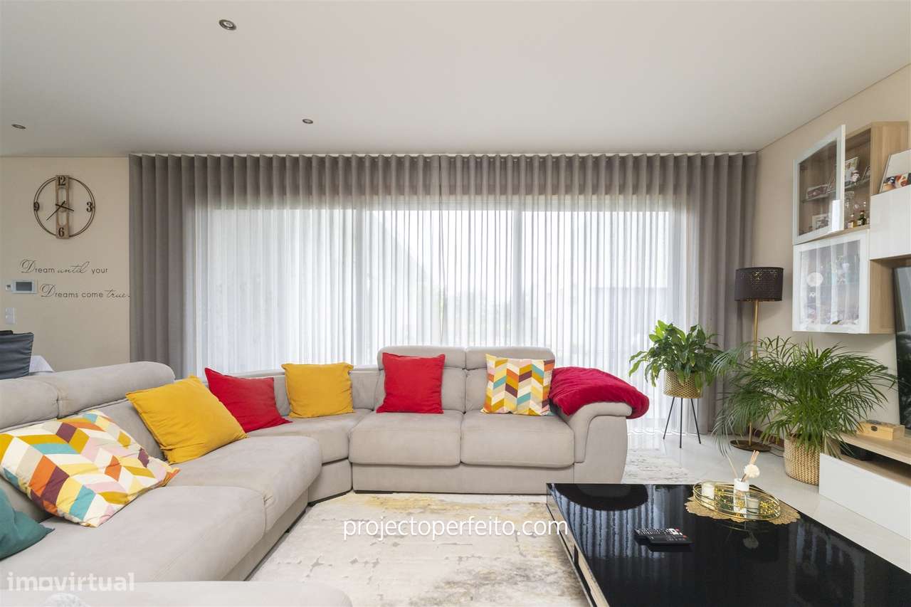 Moradia Isolada T4 Venda em Ovar, São João, Arada e São Vicente de Per - Grande imagem: 4/27