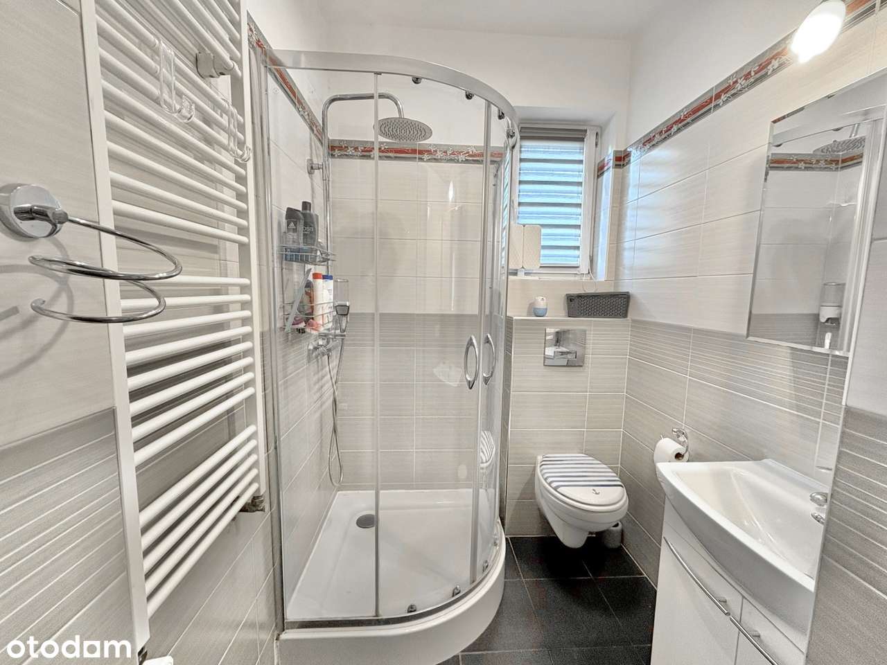 Dom 6 pokoi, wygodny, idealny rozkład pomieszczeń, duży garaż-7