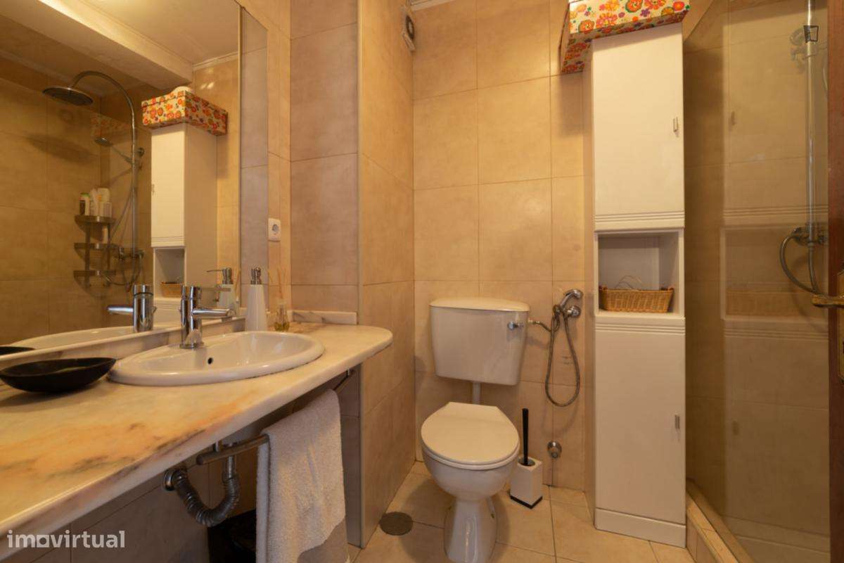 Apartamento com 3 quartos - localizado em Senhora da Hora Porto - Grande imagem: 5/17