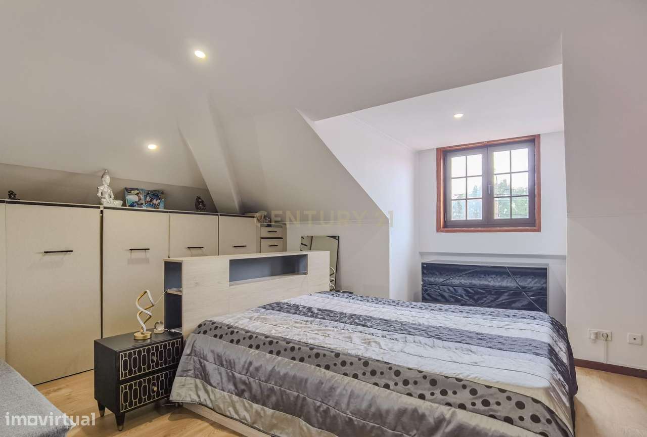 Moradia 4 frentes, T4 em Paiço, Lavra-39