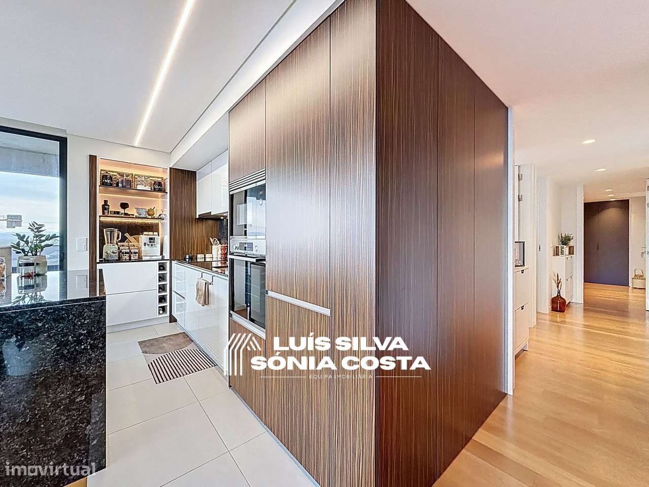 Apartamento T3 de Luxo com Terraço Panorâmico e Vista Rio Douro...-9