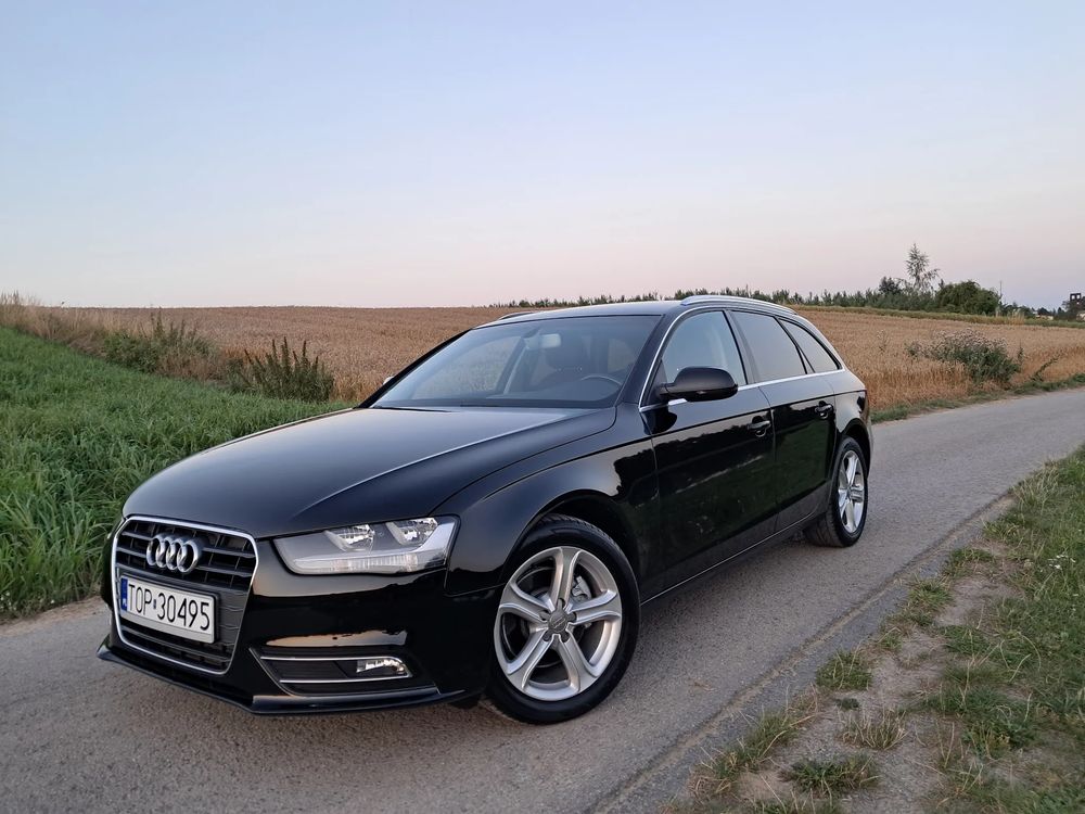 Audi A4 B8 (2007-2015) 2.0 TDI DPF Attraction 2012