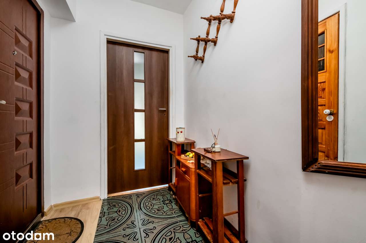 Dwupokojowe mieszkanie z balkonem w centrum - Pełny obrazek: 5/5