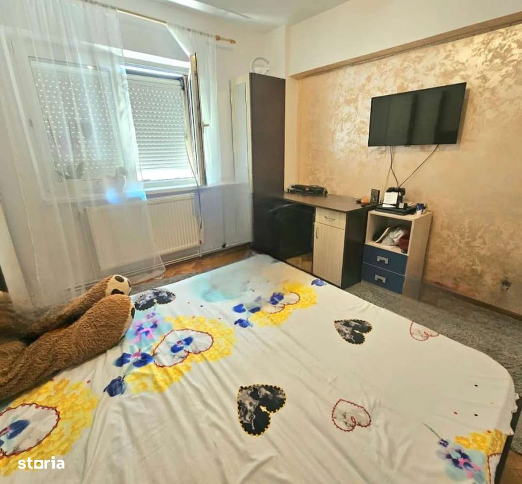 Apartament 3 camere, Str Siretului, COMISION 0-4