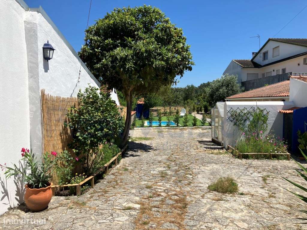 Moradia térrea independente com Piscina e Jardim - Arneiro das Milh...-5
