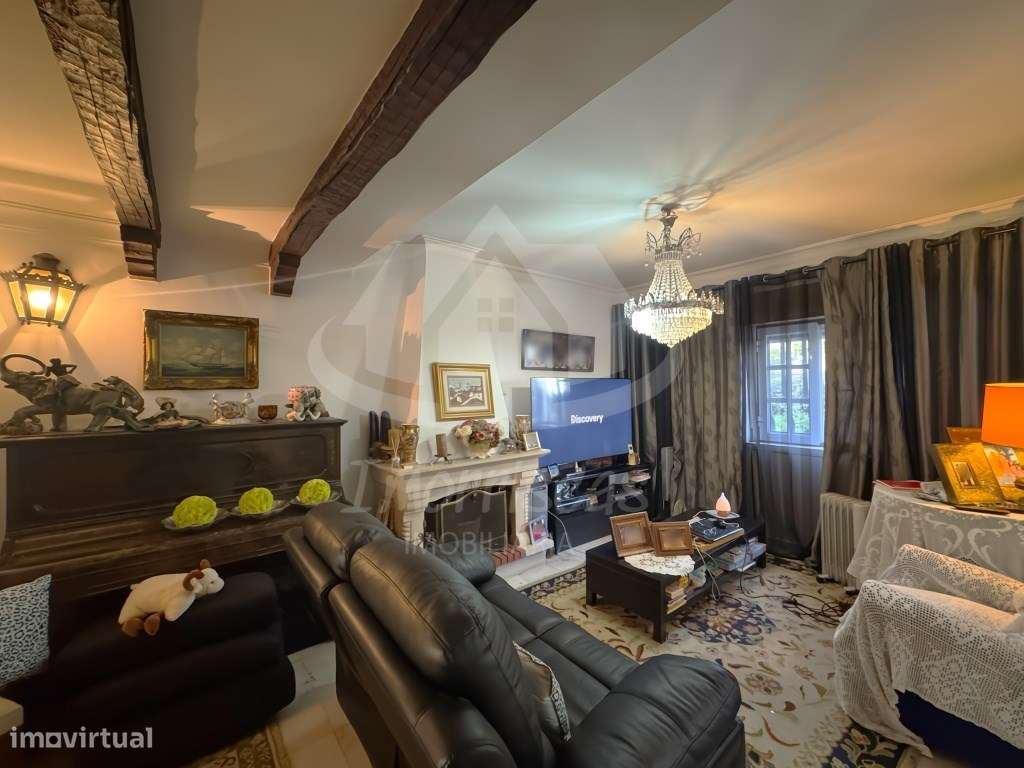 Moradia T6 com anexo e excelente localização na Encarnação, Olivais - Grande imagem: 4/37