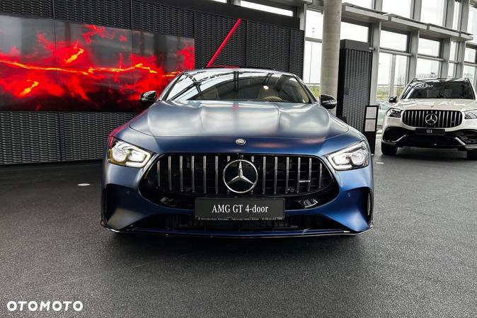 Mercedes-Benz AMG GT - 3