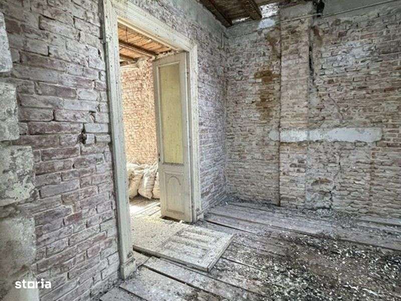 Imobil singur curte - Iulia Hasdeu 14 - de renovat.-9