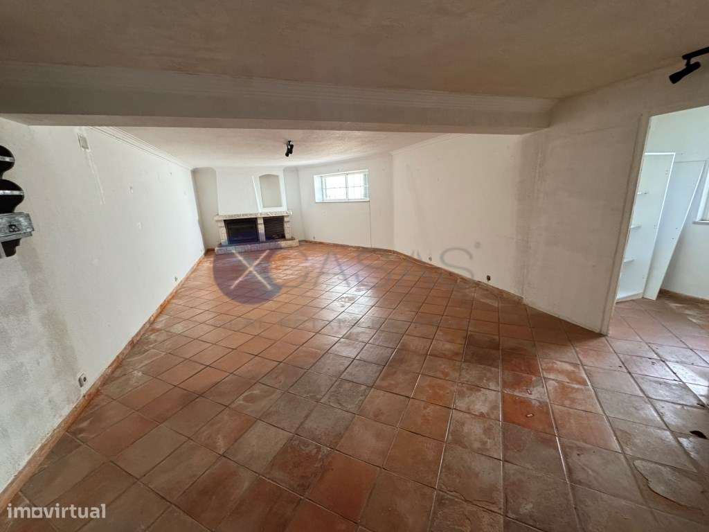 Moradia T5 com 238 m2 e terreno de 330 m2, no Cobre, Cascais-32