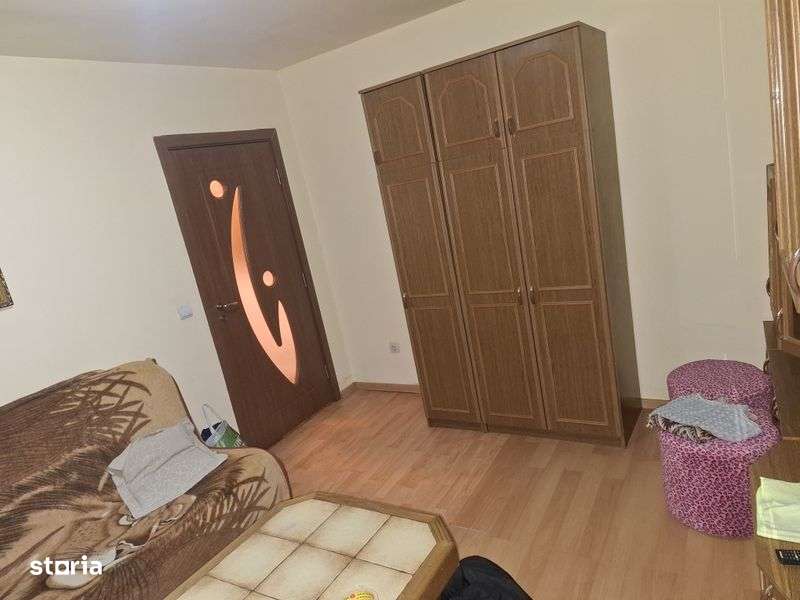 Apartament de închiriat - Imagine principală: 4/8
