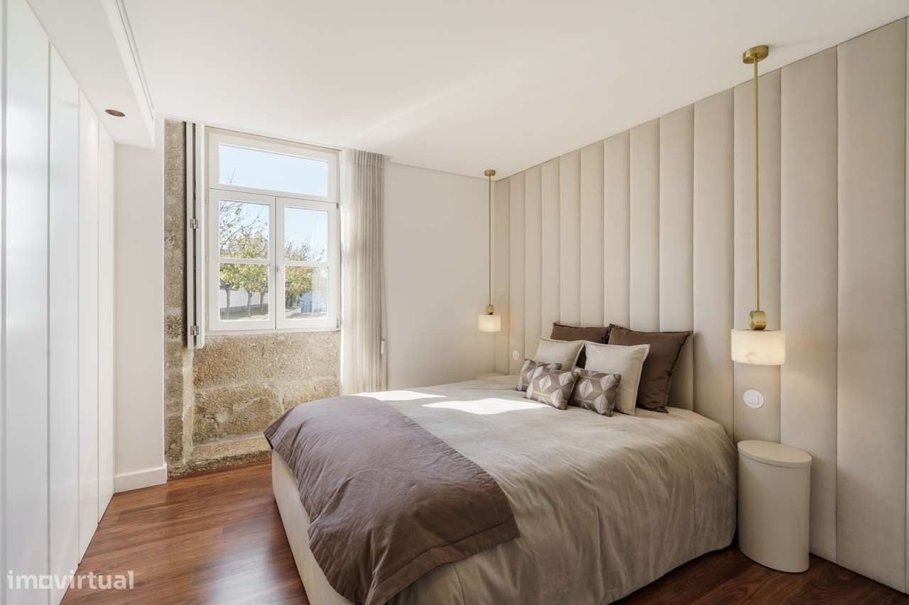 Apartamento T3 de luxo no Centro Histórico de Braga-35