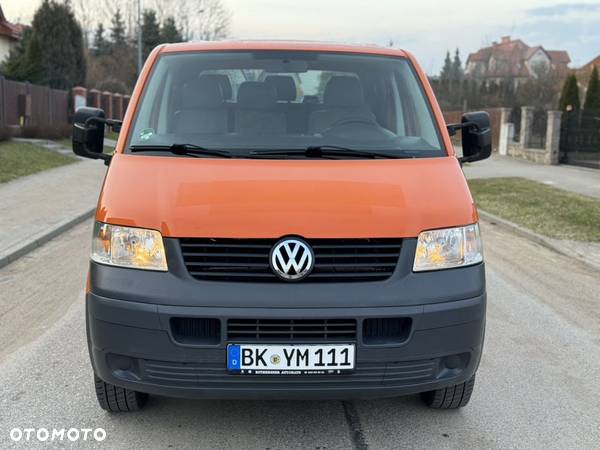 Volkswagen Transporter - 9