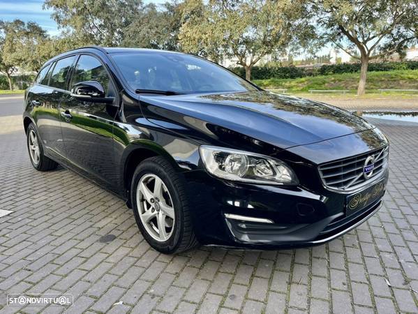 Volvo V60 2.0 D2 Momentum Drive Geartronic - 3
