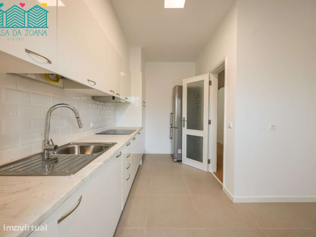 Apartamento T3 com lugar de garagem no centro de Aveiro - Grande imagem: 4/23