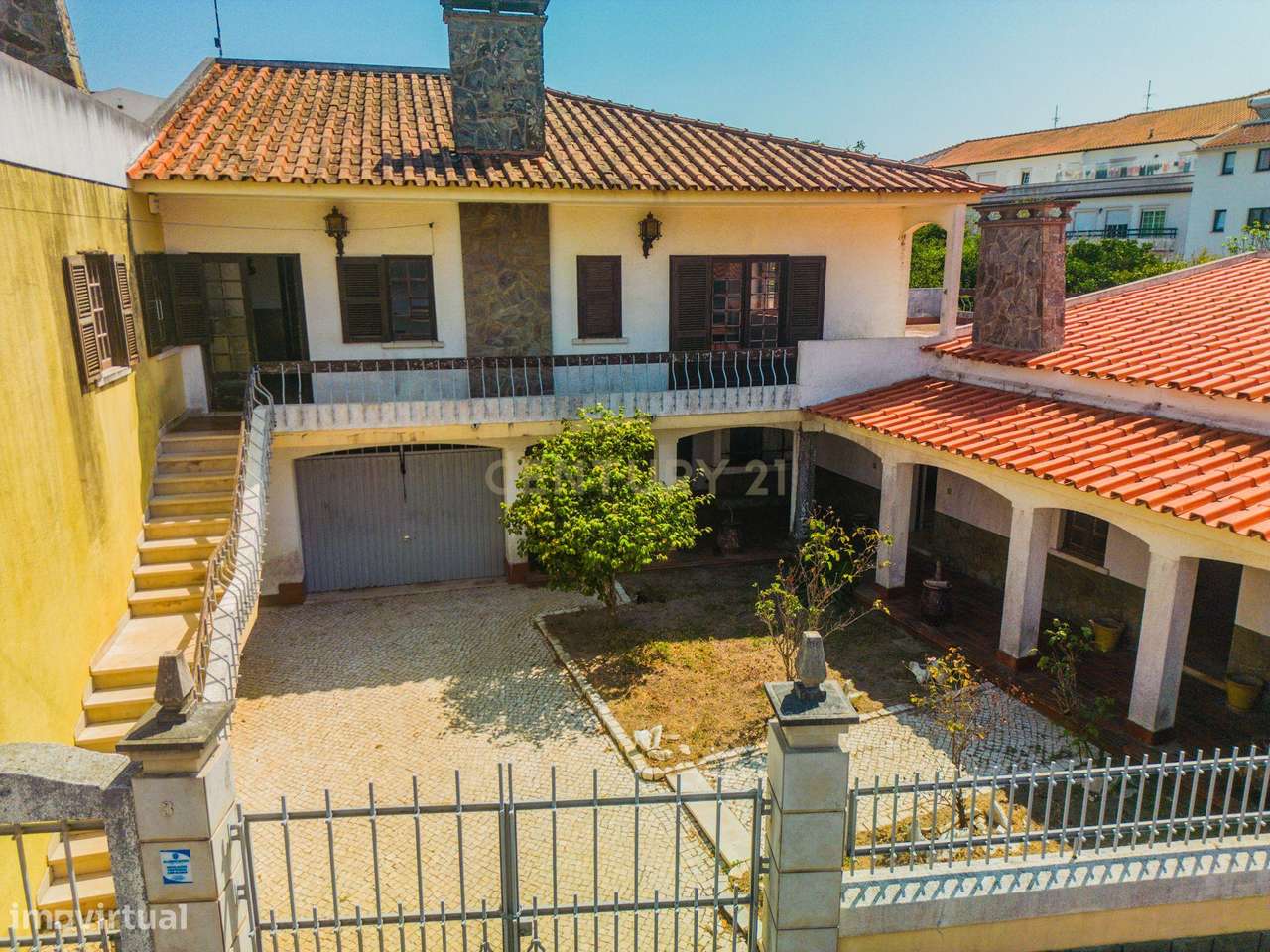 Moradia no Centro das Gaeiras. Uma casa única.-5