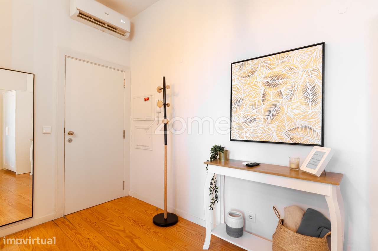 Apartamento T0 Renovado na Rua da Firmeza, Porto - Grande imagem: 2/21