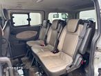 Ford Tourneo Custom - 13