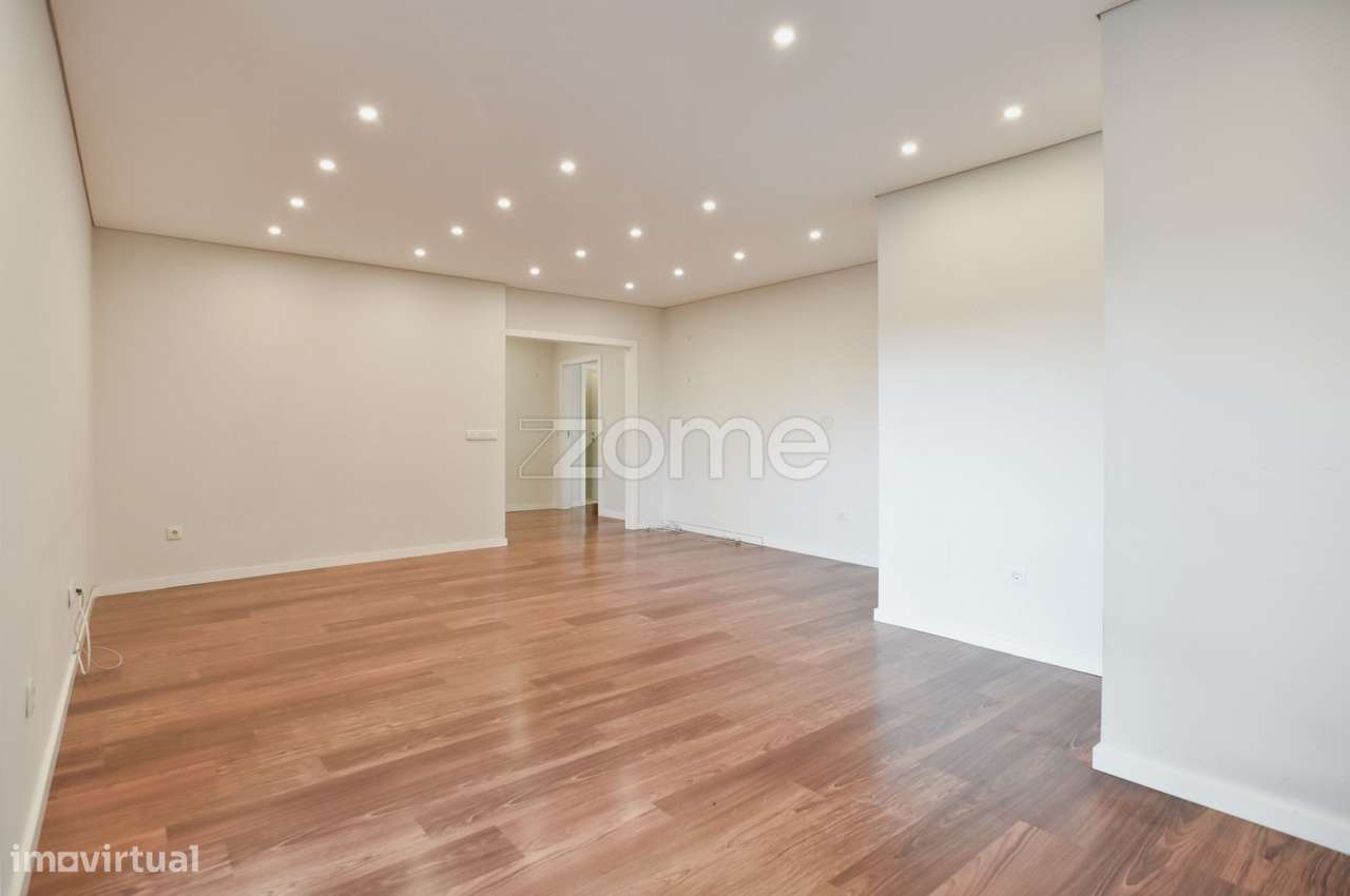 T4 à venda em Vila do Conde - Praça Luís de Camões - Grande imagem: 4/25