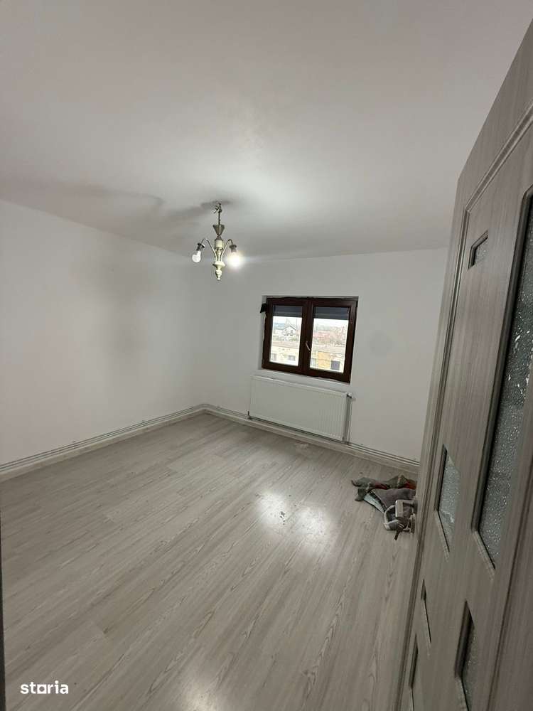 2 DECOMANDATE renovat, etajul 2, centrala, termopan,52mu,  Pompieri - Imagine principală: 2/9