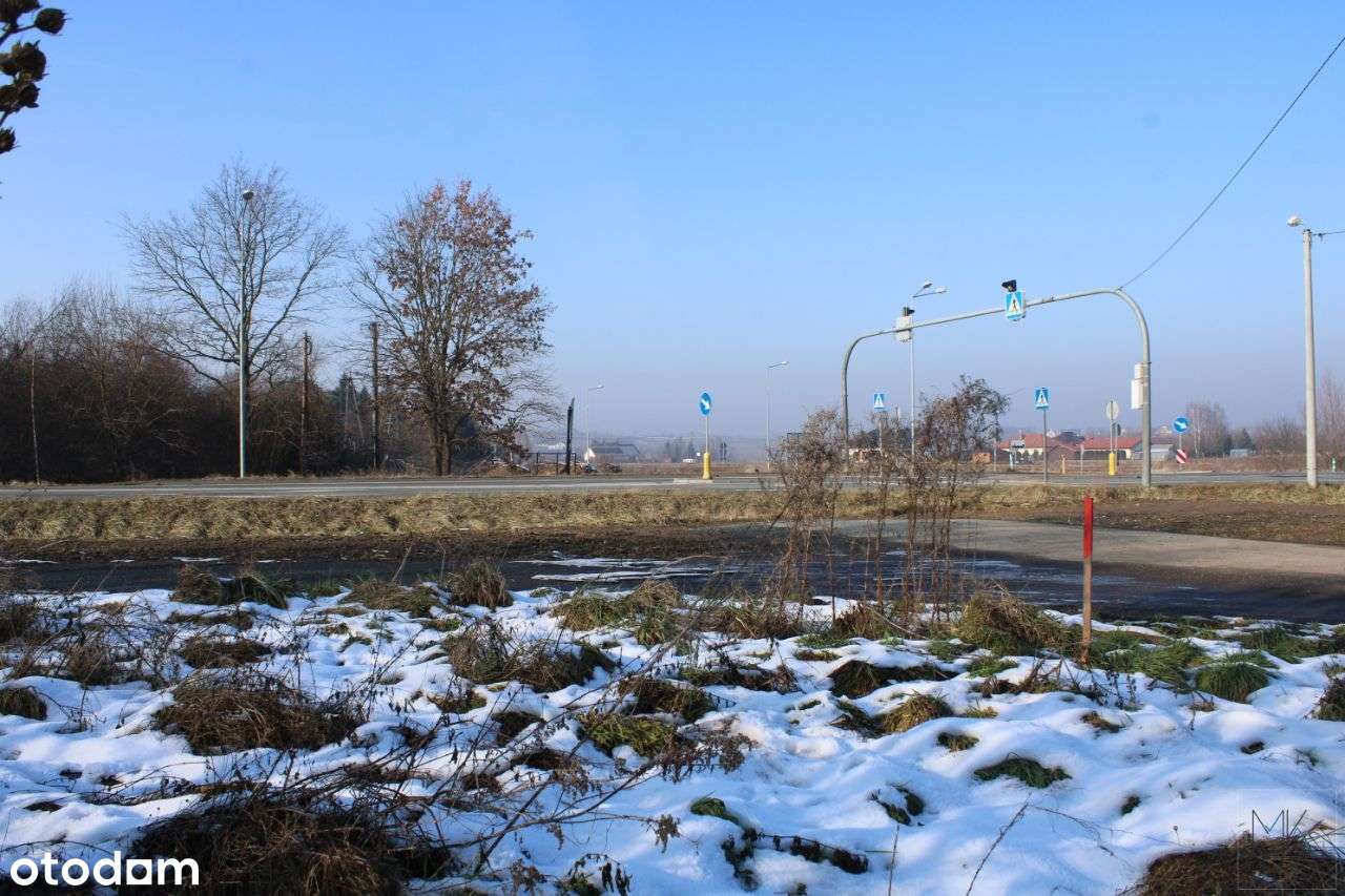 Gdów - działka usługowa.
