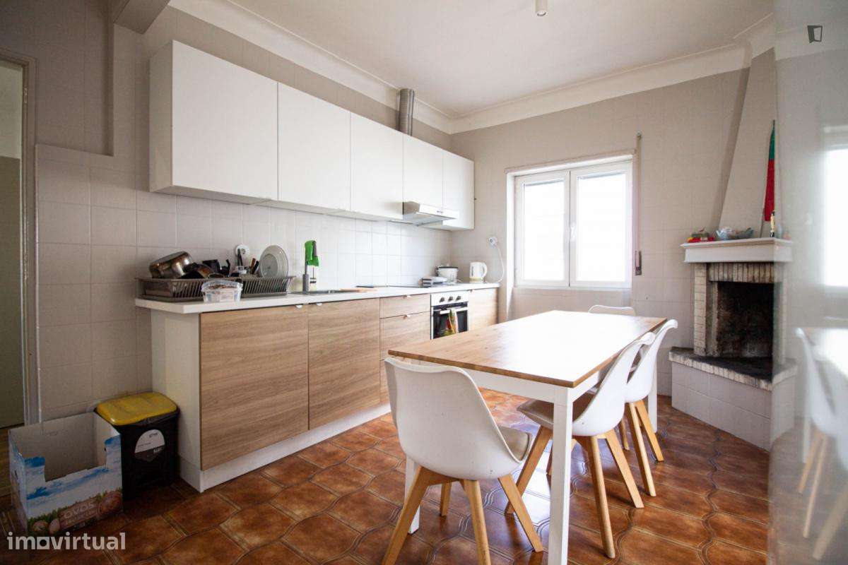 Quarto - localizado em Guimaraes - Grande imagem: 5/11