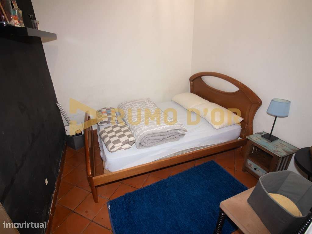 Moradia T3 +1 com Excelente Espaço e Tradição no Tojal - Alenquer-16