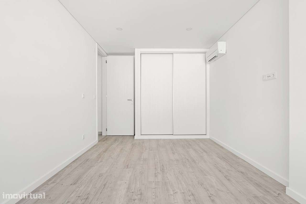 Apartamento T3 de luxo, NOVO, praia, vista mar, piscina!-12