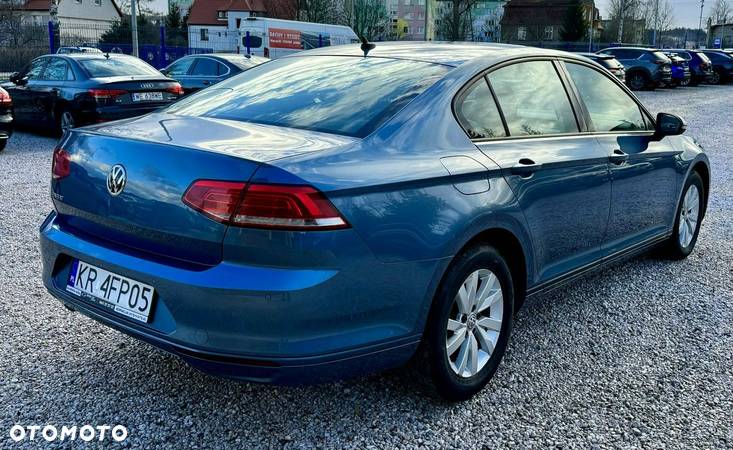 Volkswagen Passat 2.0 TDI BMT Comfortline - 6