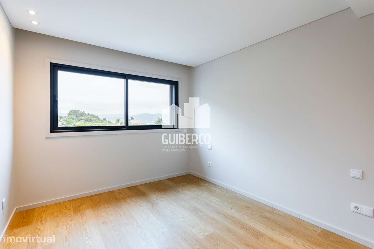 Apartamento T4 - Fermentões, Guimarães-17