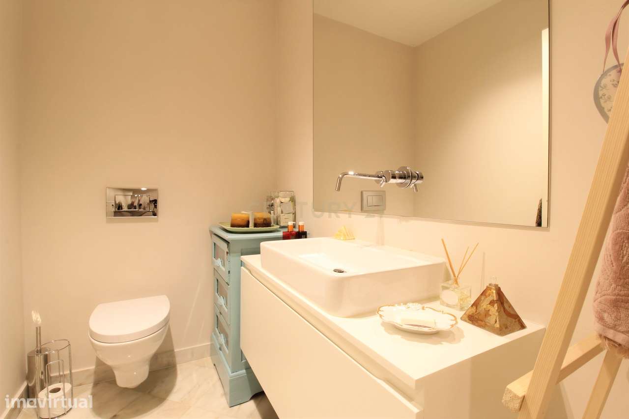 Luxuoso Apartamento T3 nas Torres das Amoreiras, Lisboa-6