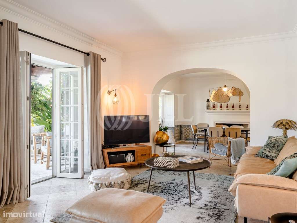 Moradia T7 com piscina e garagem no centro de Cascais - Grande imagem: 5/30