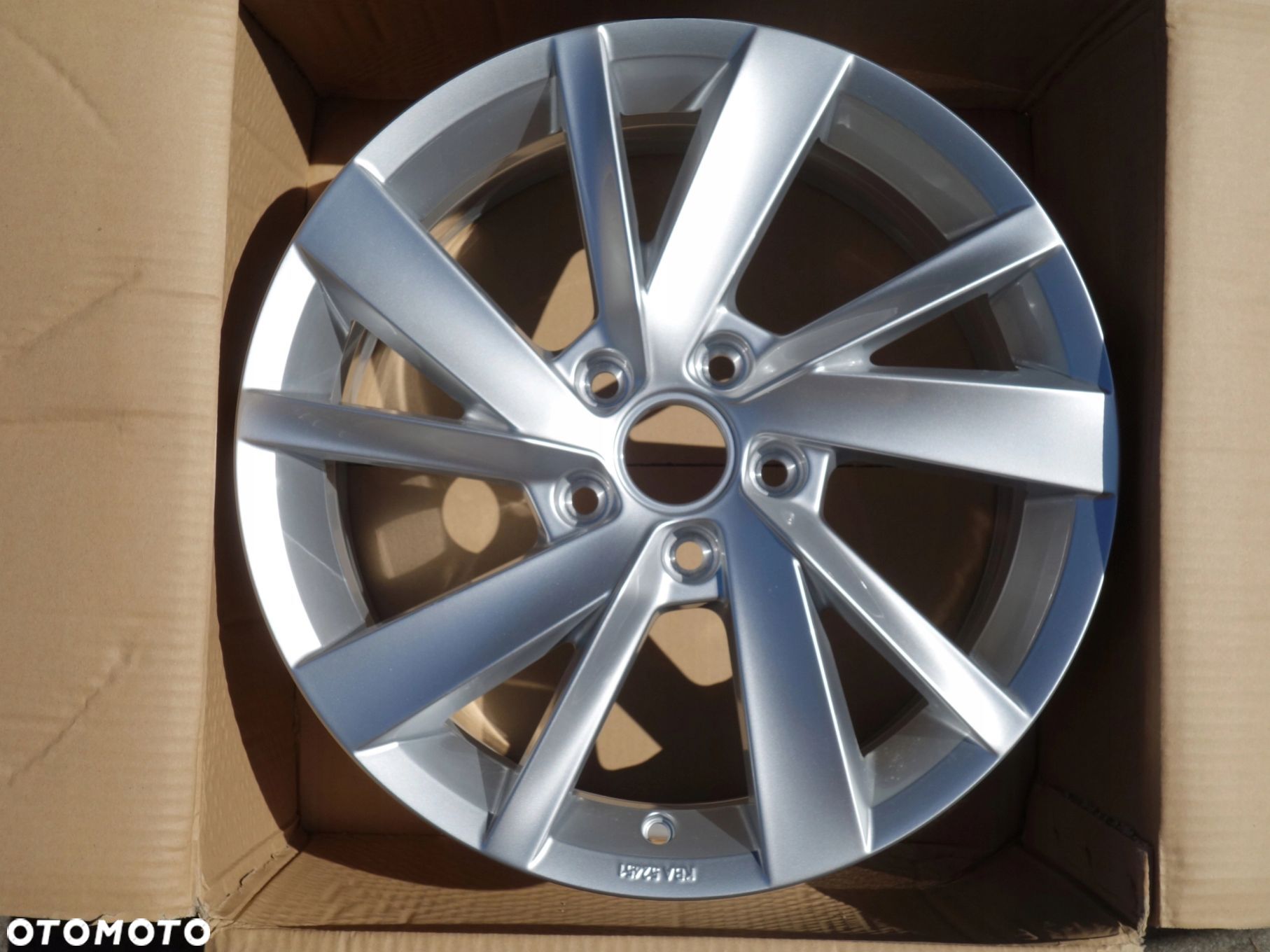 Felga VW GOLF 5H0071497 GAVIA 17'' - 1