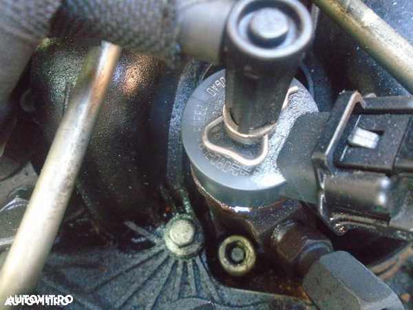 Motor Citroen Xara Picasso 1.6 HDI 9HY cu injectoare si pompa inalta presiune din 2005 - 5