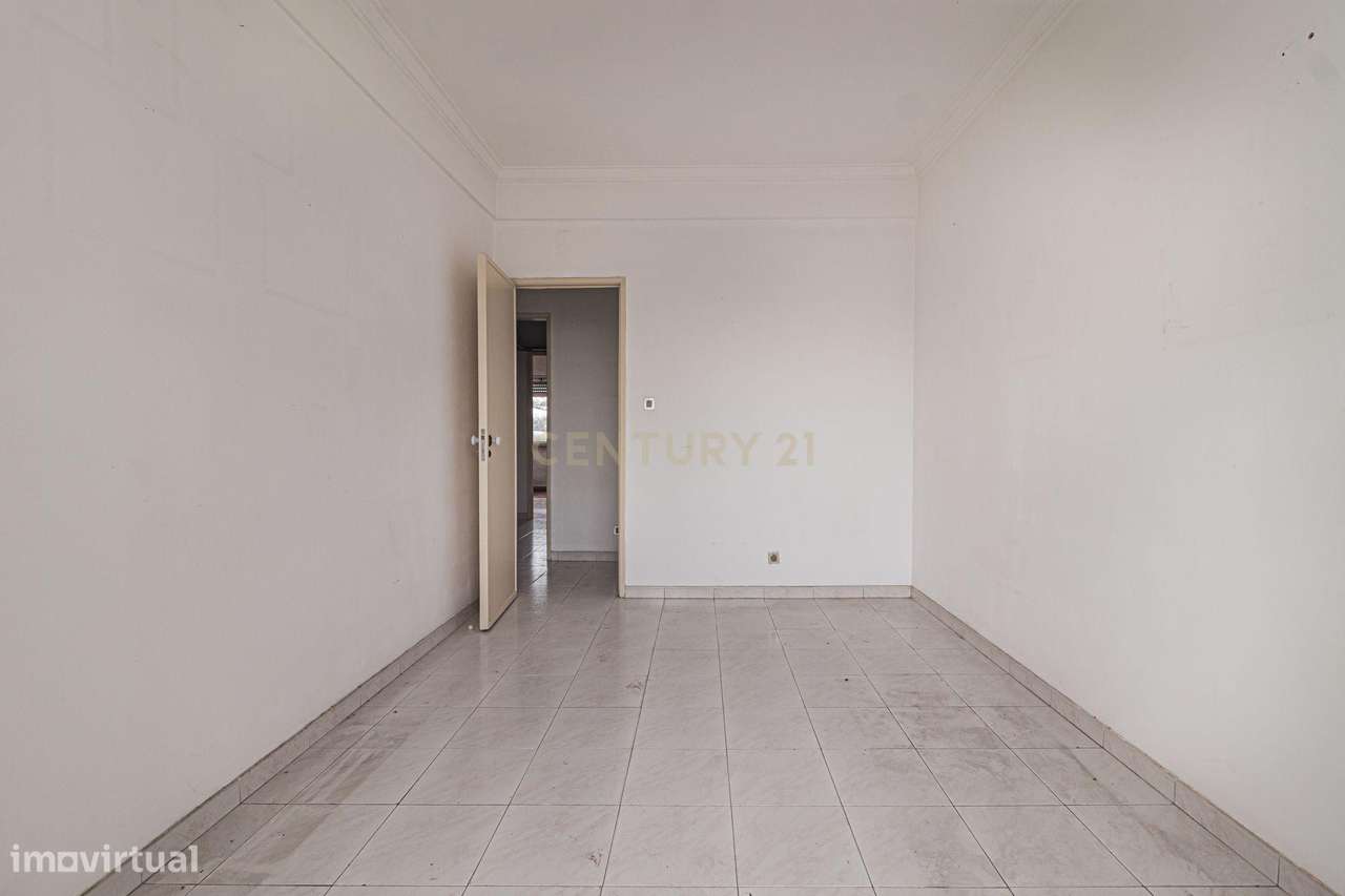 T2 em Benfica - Grande imagem: 4/22