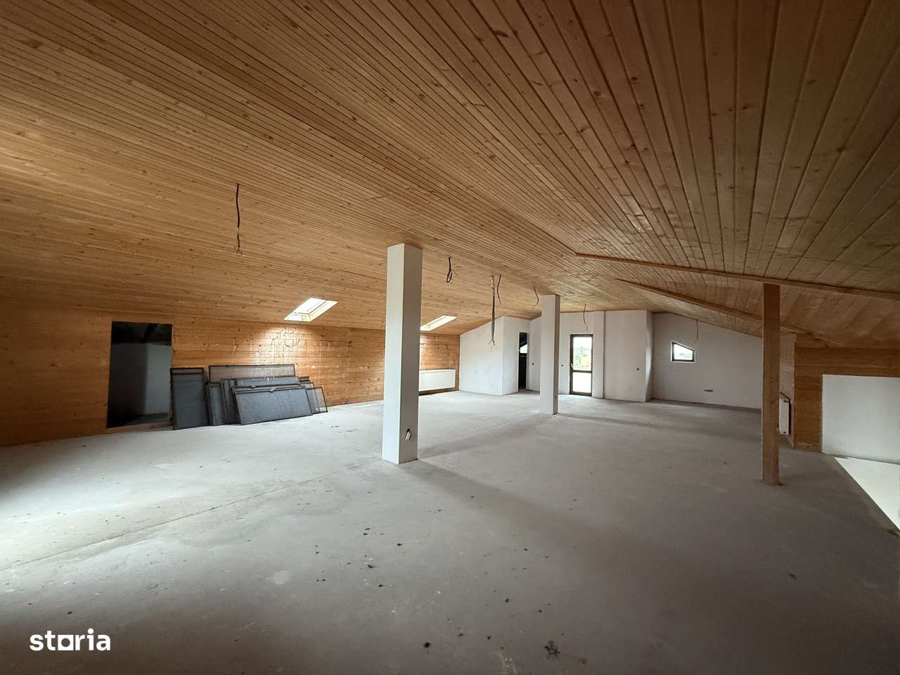 Casa cu 11 dormitoare de vanzare in Corbeanca-5