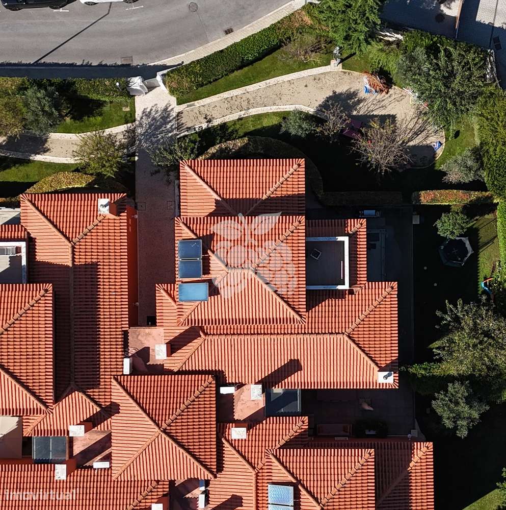 Apartamento T4 Duplex Costa da Guia-45