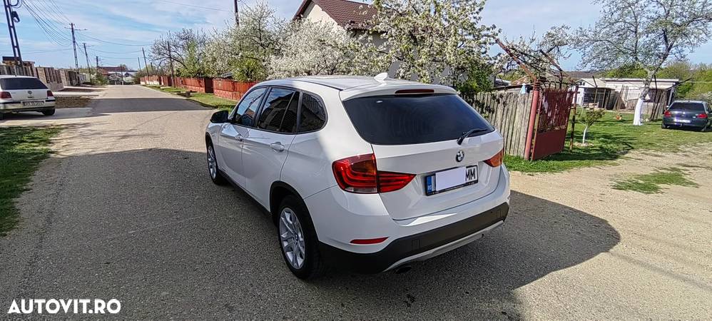 BMW X1 xDrive18d - 4