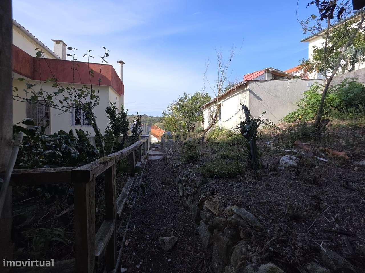 TERRENO URBANO COM 460 m² E VISTA FANTÁSTICA – CANEÇAS-2