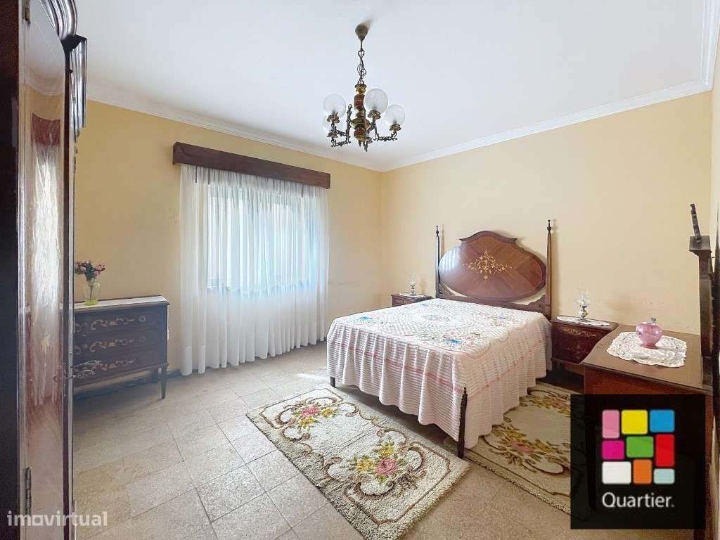 Moradia com 6 divisões-4