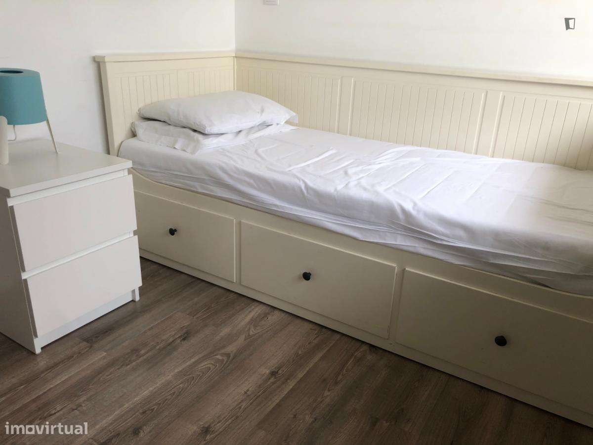 Quarto - localizado em Bonfim Porto - Grande imagem: 5/17