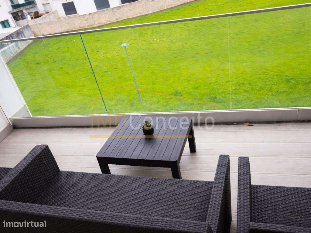 Apartamento T2 como Novo | TERRAÇO COM CHURRASQUEIRA - GARAGEM | Ex...-8