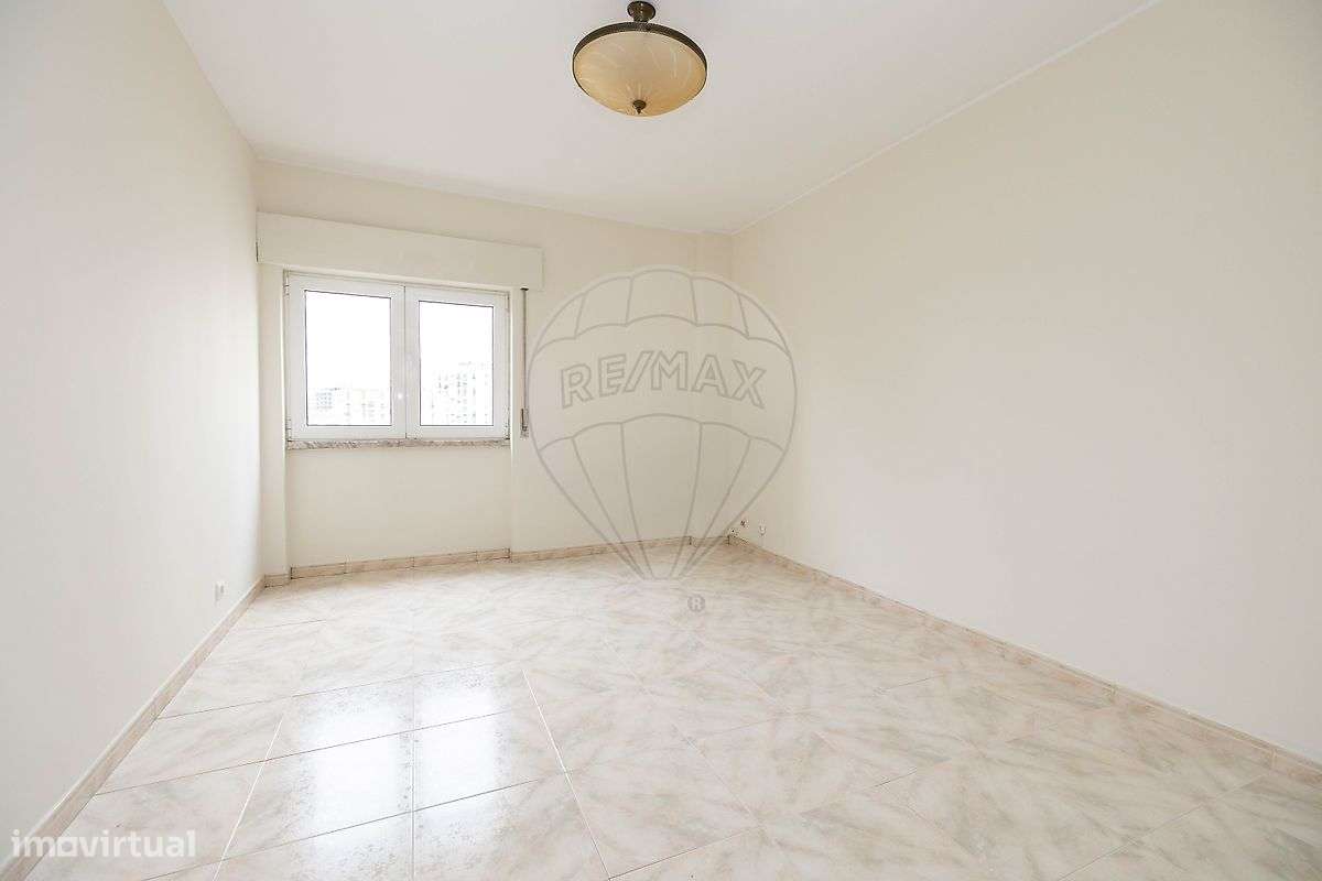 Apartamento T1 para venda - Grande imagem: 3/21