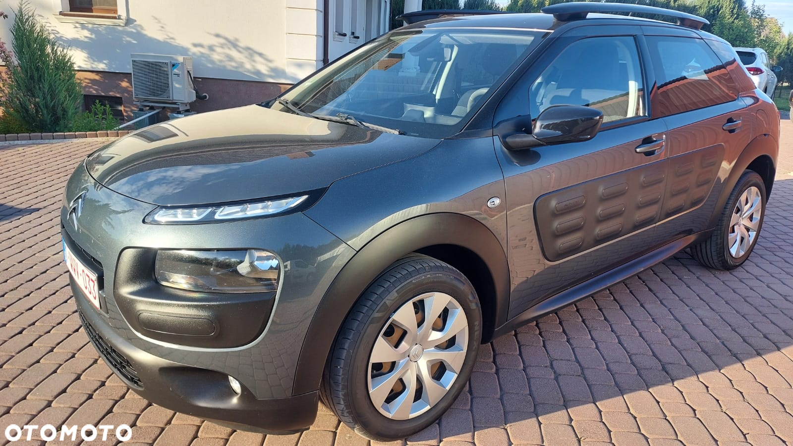 Citroën C4 Cactus 1.2 PureTech Feel Edition - 2