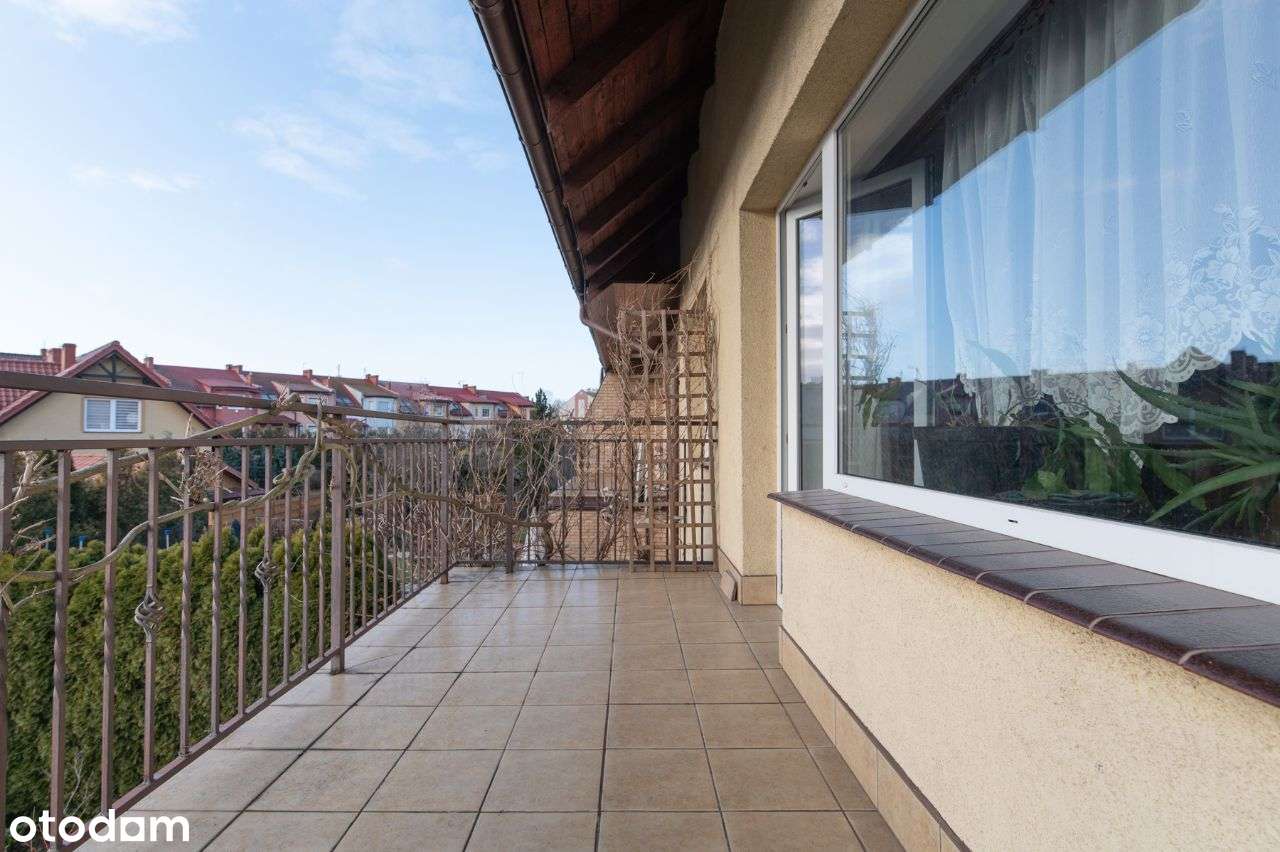 Skrajny szereg| Spokojna okolica| Słoneczne-17