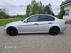 BMW Seria 3 318i - 4