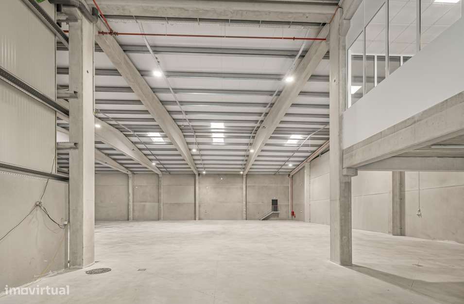 Armazém à venda , Quinta de Matos-17