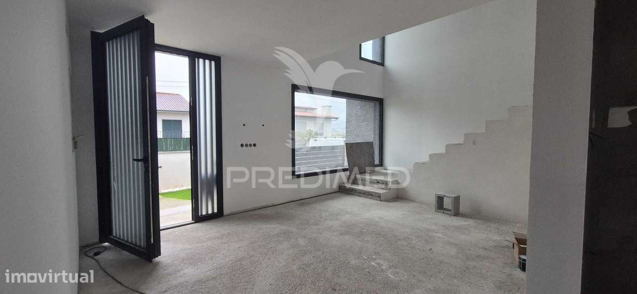 Moradia T4 - Ferreiros - Grande imagem: 5/40