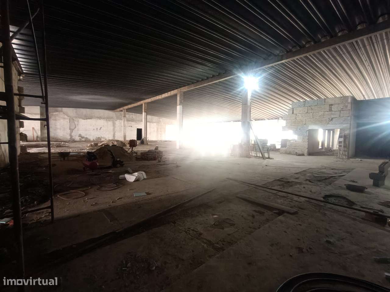 [VENDA] Complexo Industrial/Comercial Premium – Face à EN310-5