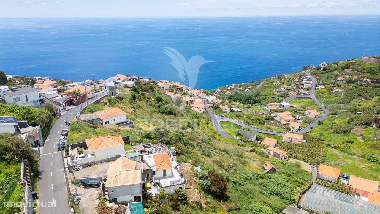 Terreno com Capacidade Construtiva em Ribeira Brava - Ilha da Madeira - Grande imagem: 4/21